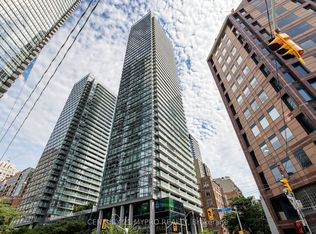 38 Grenville St Unit 708, Toronto, ON M4Y 1A5