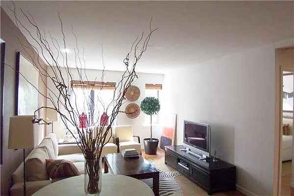 Rented by Maz Group NY | media 30