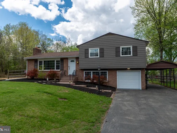 2247 Bruce Dr, Pottstown, PA 19464