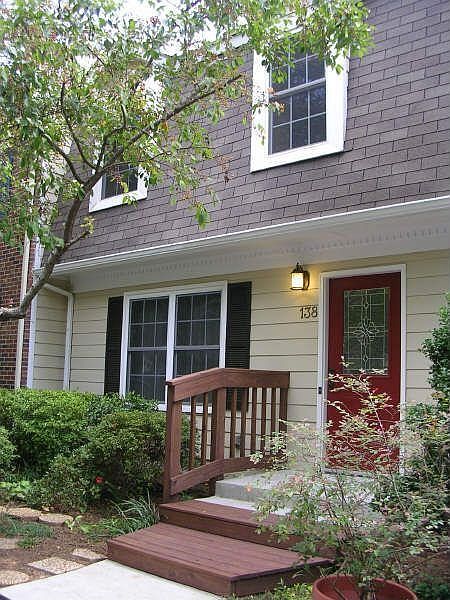 1st image of 138 Teal Ct