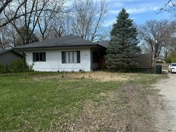 1100 W 21st St, Lawrence, KS 66046