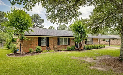 404 Island Dr Photo 1