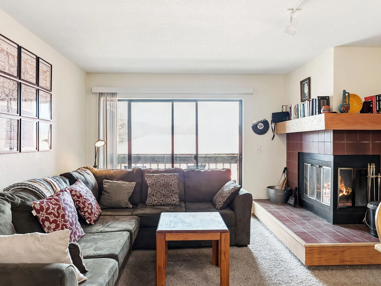 2 bed, 862 sqft, $3,200 — Photo 2