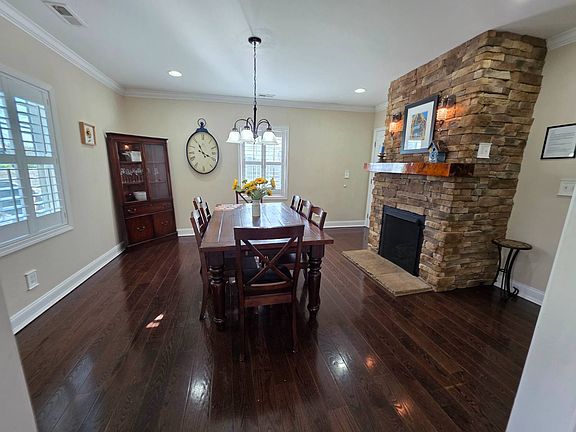 4th image of 3413 Reedy Creek Rd