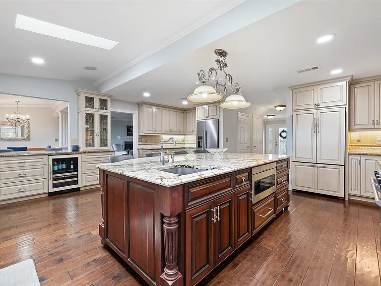 17700 N Rim Dr — Photo 14