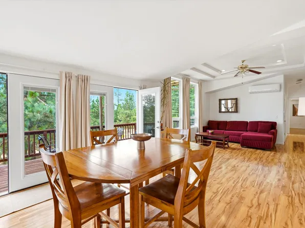15264 Airport Rd, Nevada City, CA 95959