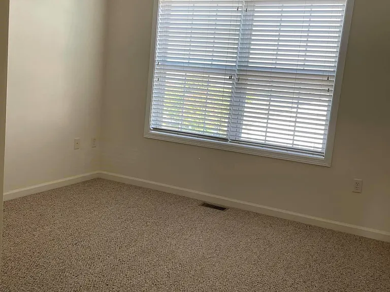 6250 Galleon Dr — Photo 9