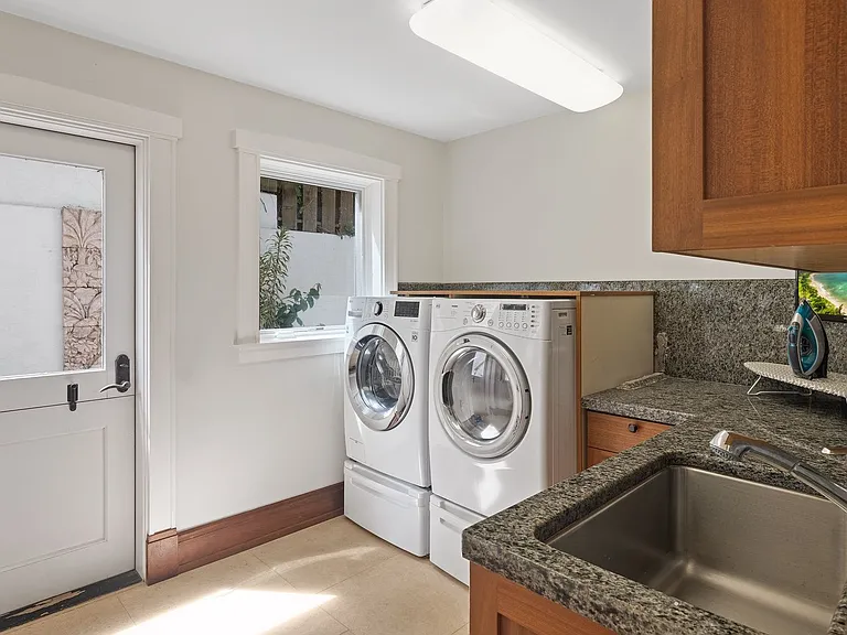 326 Lanipo Dr — Photo 36
