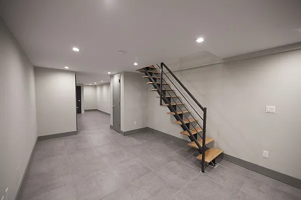 Rented by Brooklyn Group | media 21