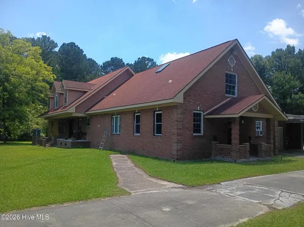79 Howie & Hammonds Rd, Clarkton, NC 28433