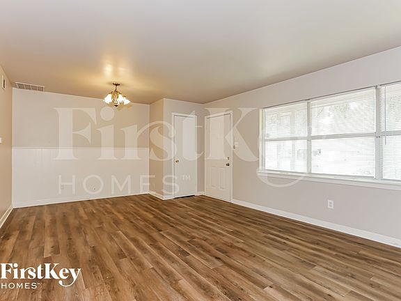 2nd image of 10455 Plummer Dr