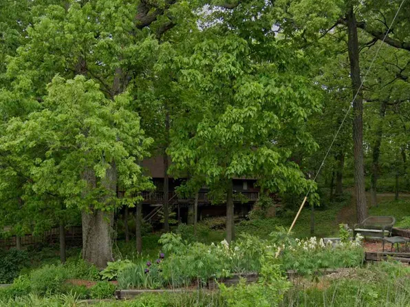 2215 152nd Ln, Carlisle, IA 50047