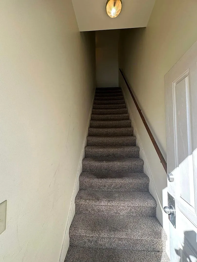 820 York St. — Photo 3