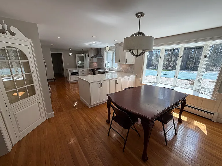33 Cullen Way — Photo 2