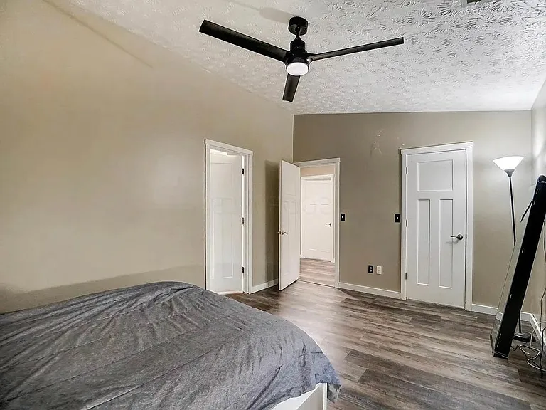 6955 Wind River Dr #1 — Photo 4