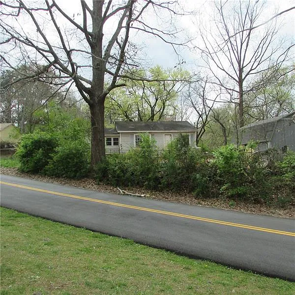 440 Scott Mill Rd photo 1