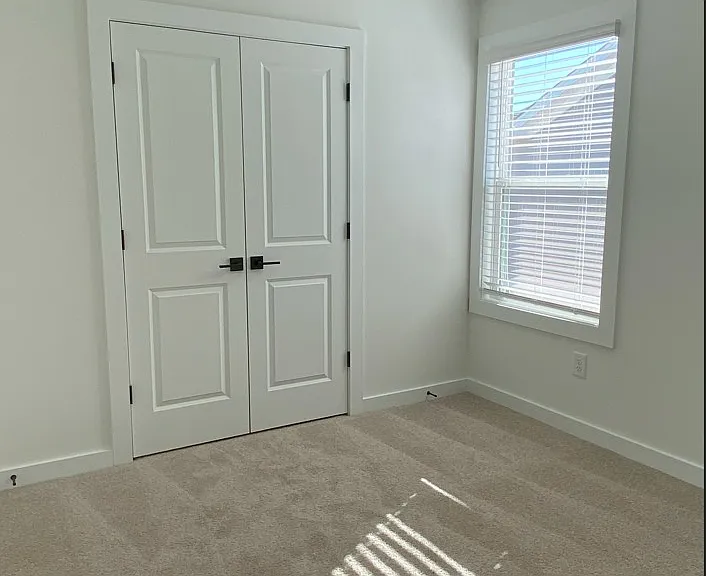 1259 Westgate Village Dr — Photo 13