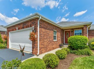 975 Keenan Ln, Beecher, IL 60401