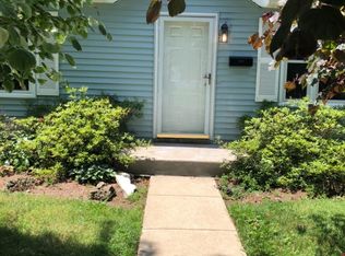 1704 Strader Dr, Lexington, KY