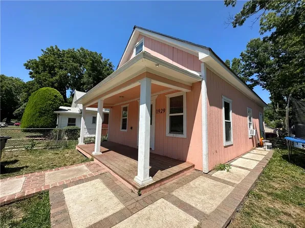 1929 N 28th St, Kansas City, KS 66104