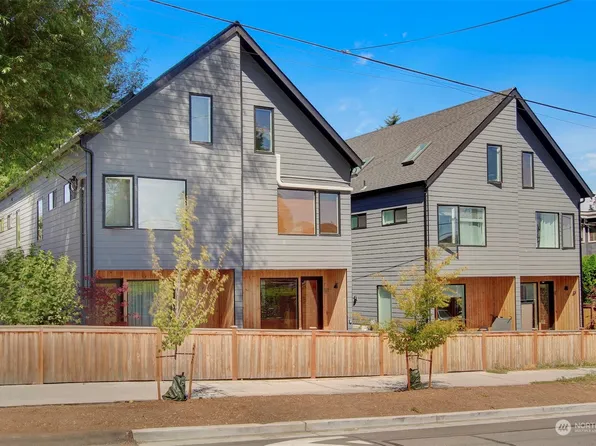 912 N 100th Street #B, Seattle, WA 98133