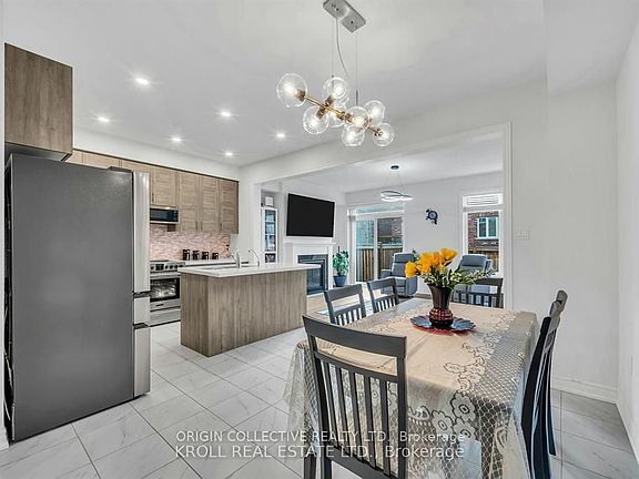 4th image of 26 Frederick Taylor Way