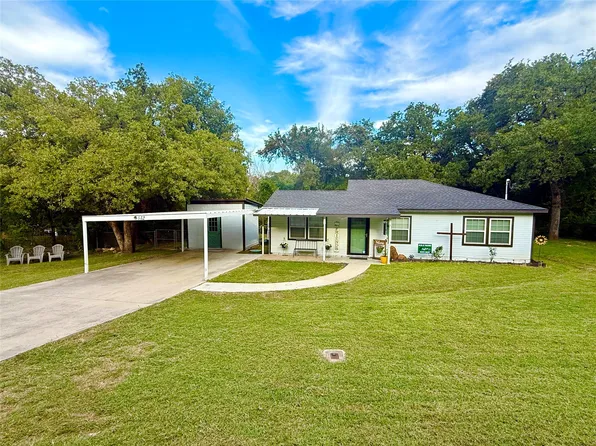 532 Marquette Ave, Azle, TX 76020