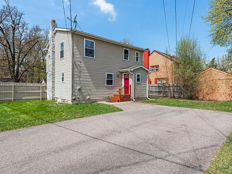 3260 Sashabaw Rd — Photo 5