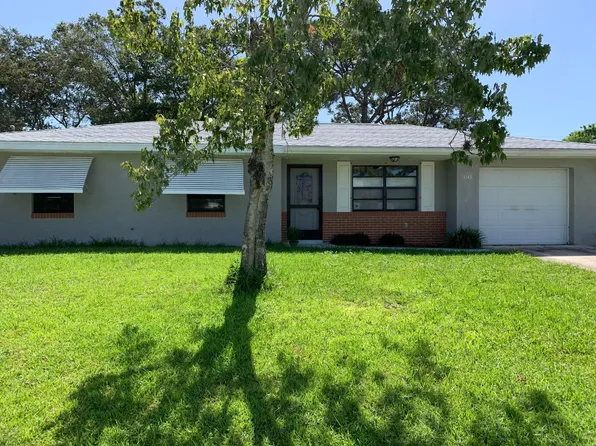 1145 SW Ivanhoe Street, Port St Lucie, FL 34983