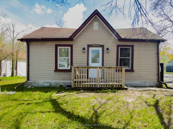 165 Anne St S, Barrie, ON L4N 2E4
