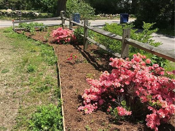 722 South Rd, South Kingstown, RI 02879