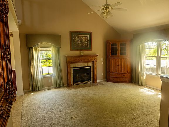 4th image of 3802 Crail Rd #3802