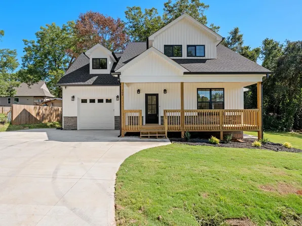 109 Weaver Line Ln, Inman, SC 29349
