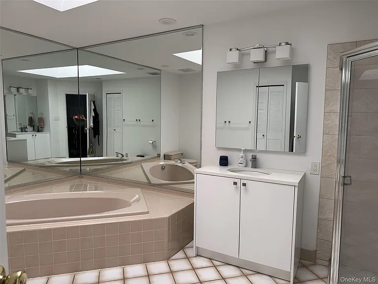 48 Wimbledon Dr — Photo 15