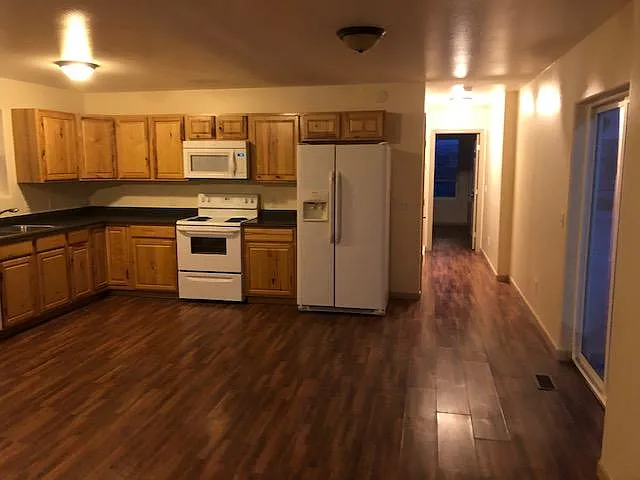 283 Landmark Ct — Photo 1