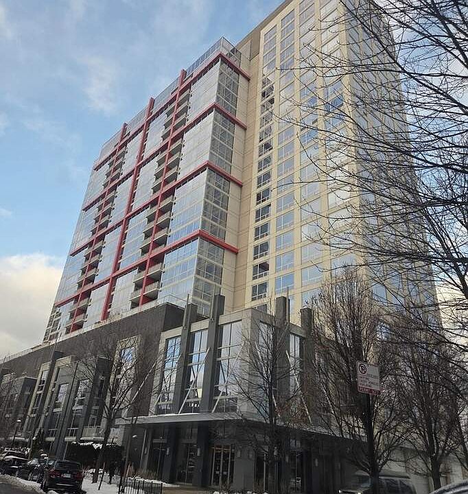 1st image of 1841 S Calumet Ave #Gu37