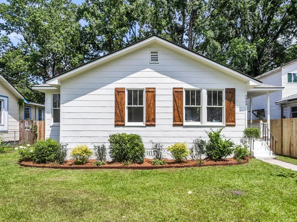 2949 Alabama Dr, North Charleston, SC 29405