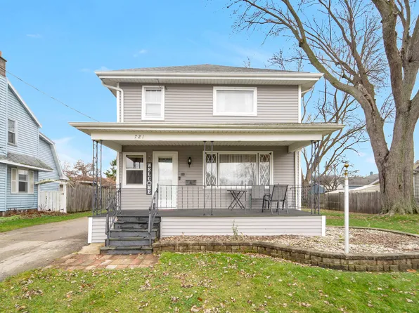 721 Park St, Waupun, WI 53963