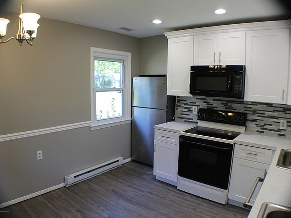 4th image of 26B Thistle Ct