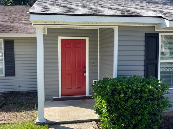 323 Somerset Dr, Warner Robins, GA 31088
