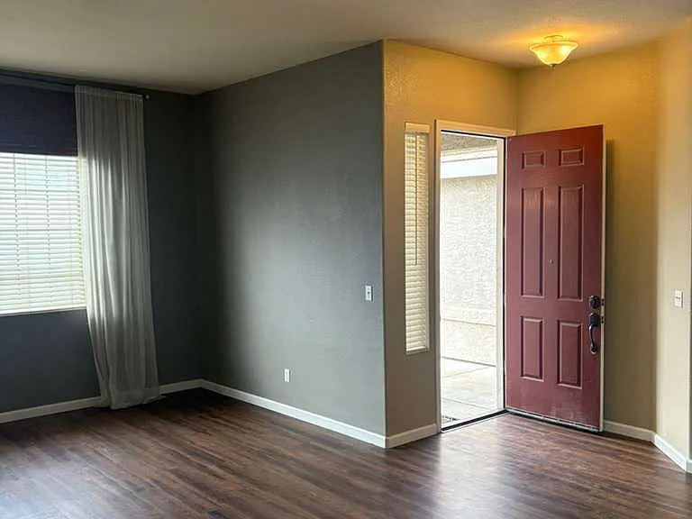 5136 Fawn Hollow Way — Photo 2