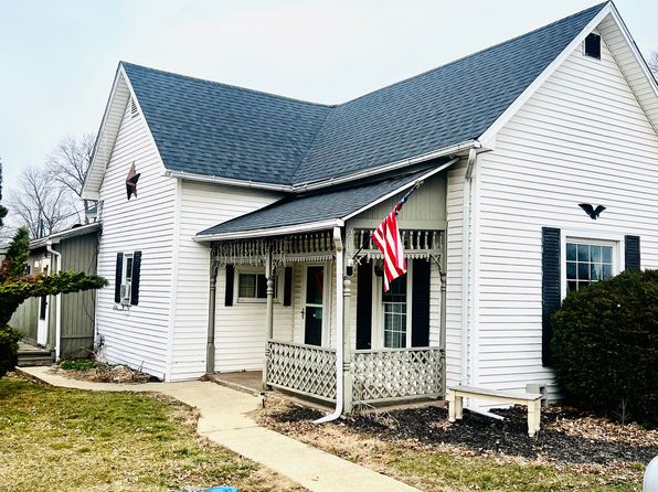 215 N Main St