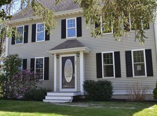 26 Beaver Dam Rd, Plymouth, MA 02360