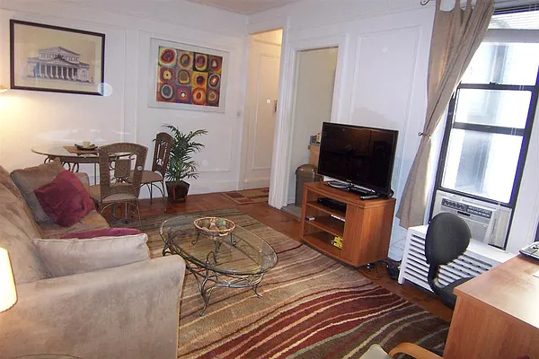 Rented by Susan Finkel, LREB | media 16