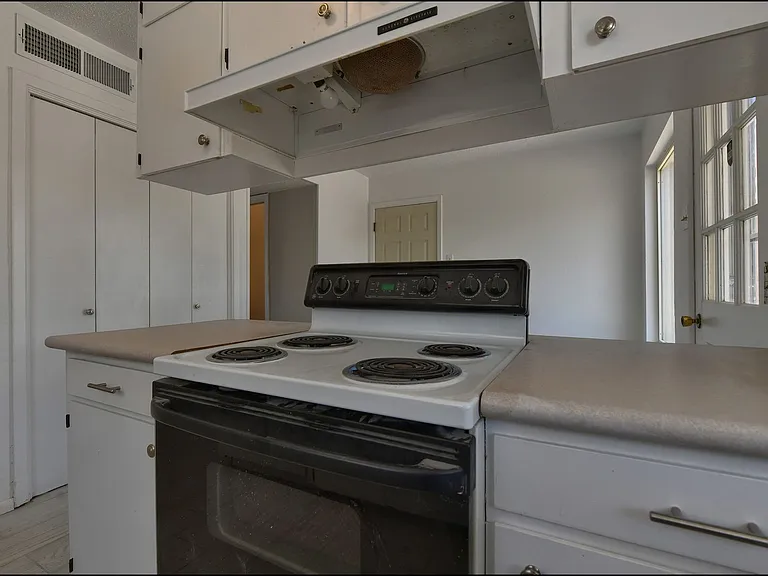6913 Pamlico Dr — Photo 17