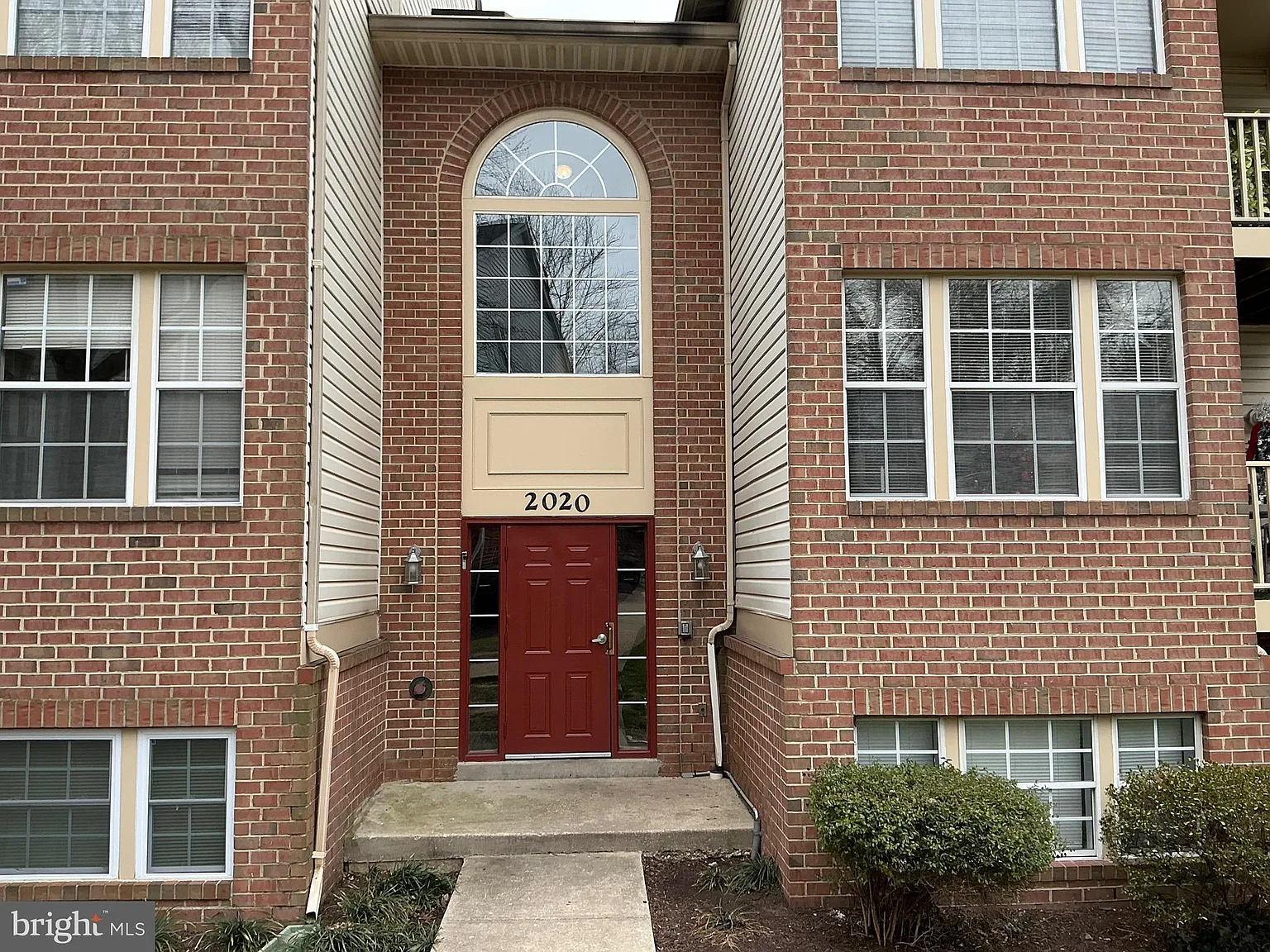 2020 Alice Ave APT 204 photo 1