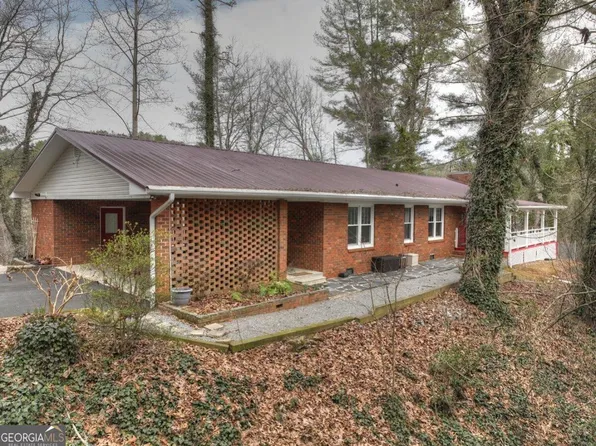 148 Logan Cir, Ellijay, GA 30540