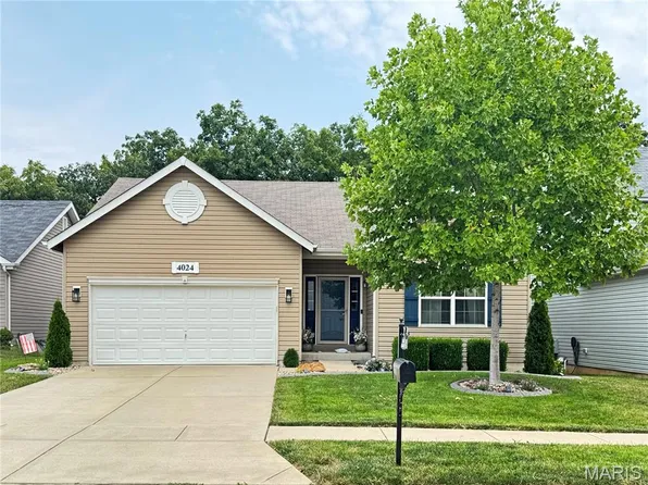 4024 Glengarry Dr, Wentzville, MO 63385