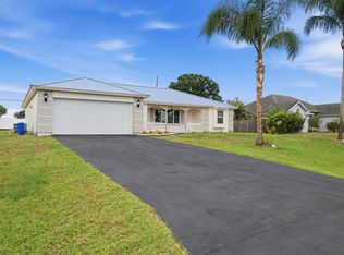 1051 SW Dubois Avenue, Port St Lucie, FL 34953