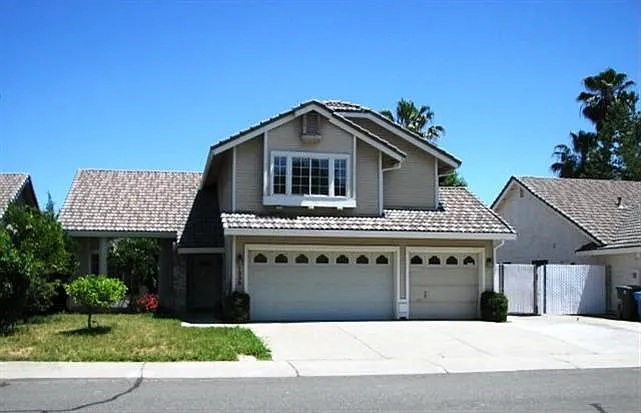 1336 Zephyr Dr photo 1